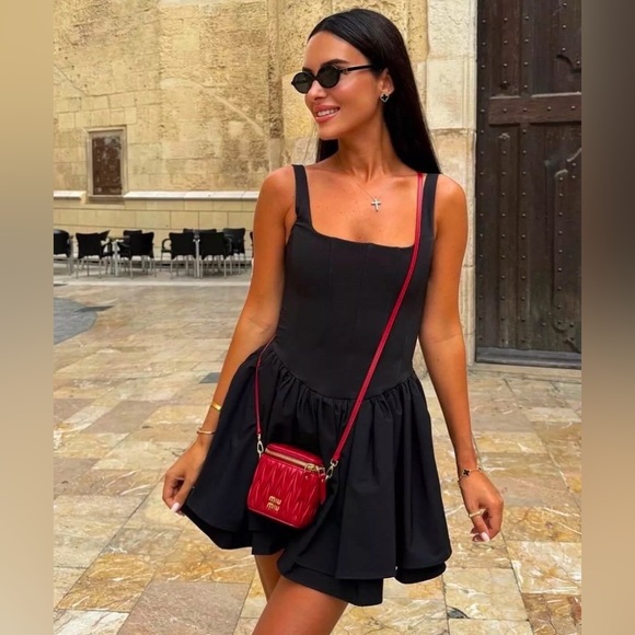 ZARA NWT WOMAN RUCHED CORSET MINI DRESS BLACK - Picture 4 of 16